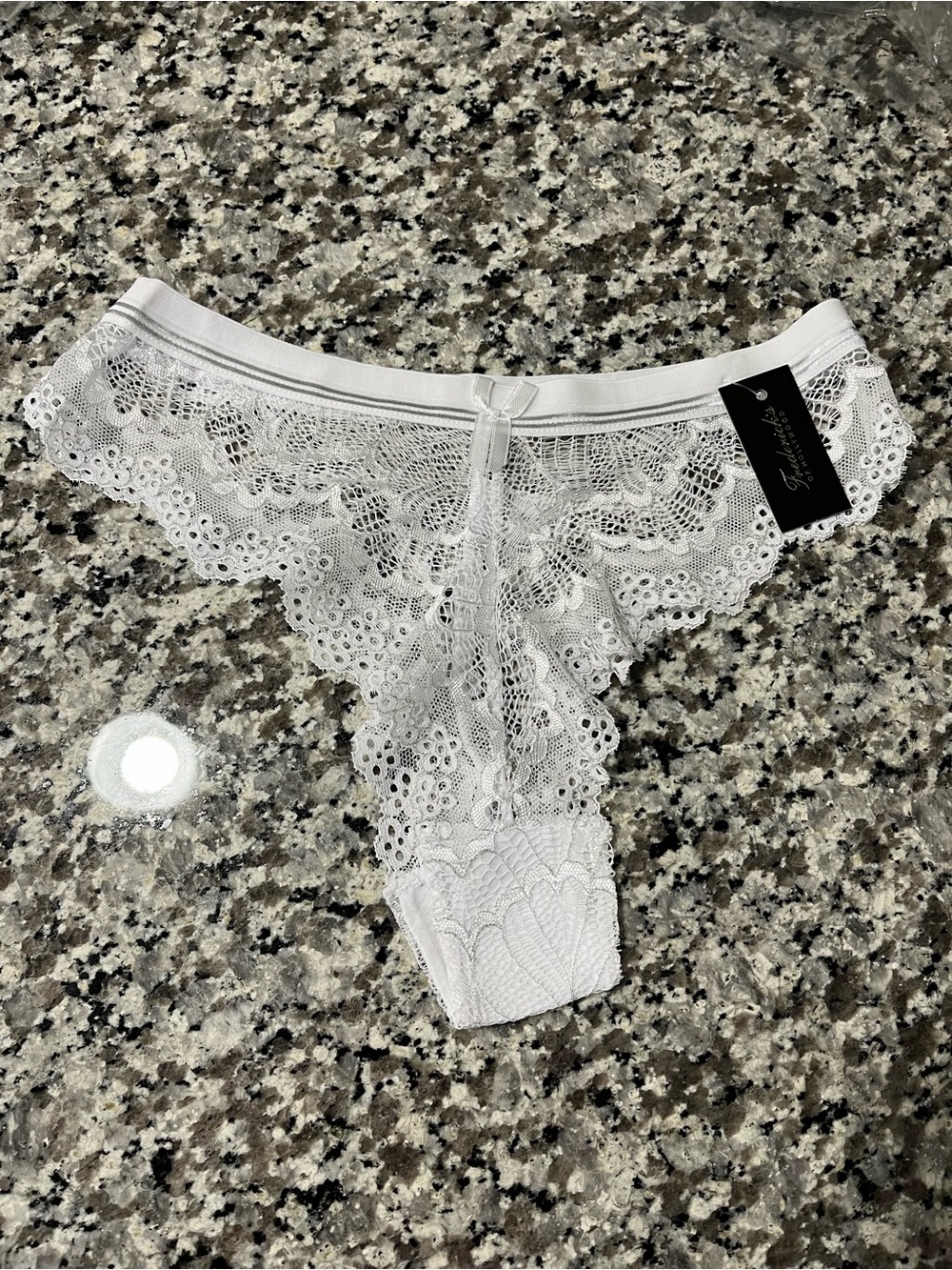 Frederick’s of Hollywood Panty S White Lace